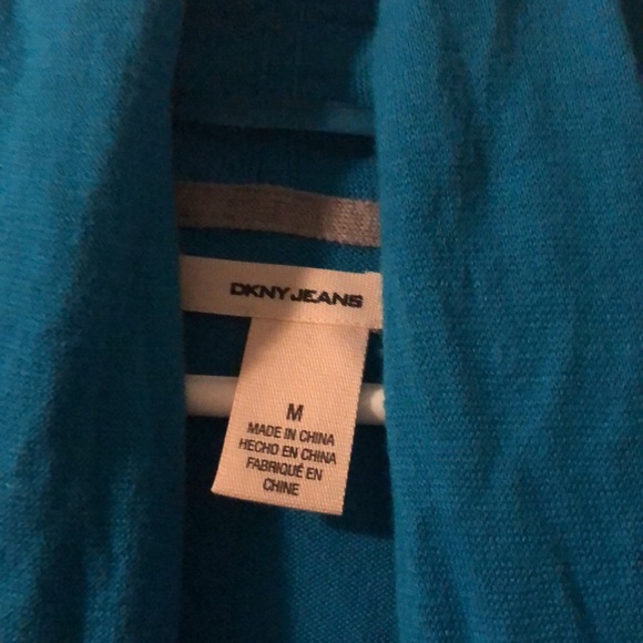 SALE!! DKNY SWEATER- 🔥🔥 5/25!!!🔥🔥 - Picture 2 of 8